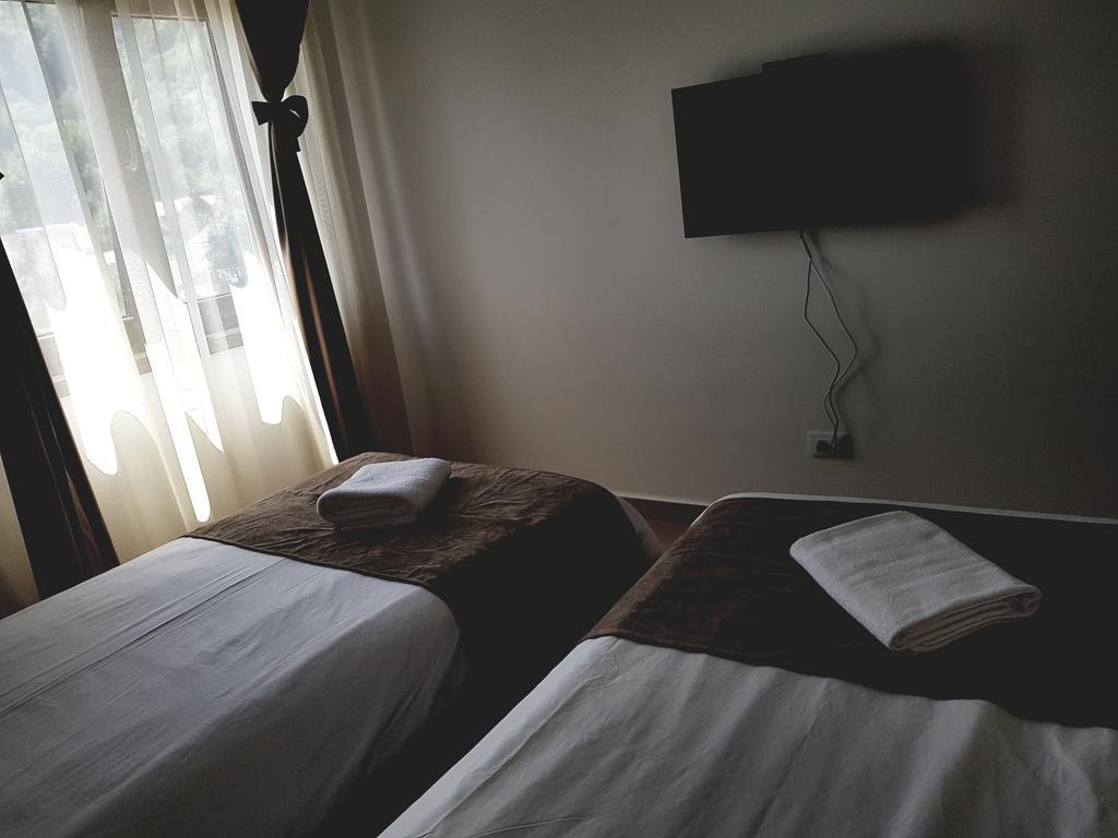 Heaven Guesthouse Corbeni Esterno foto