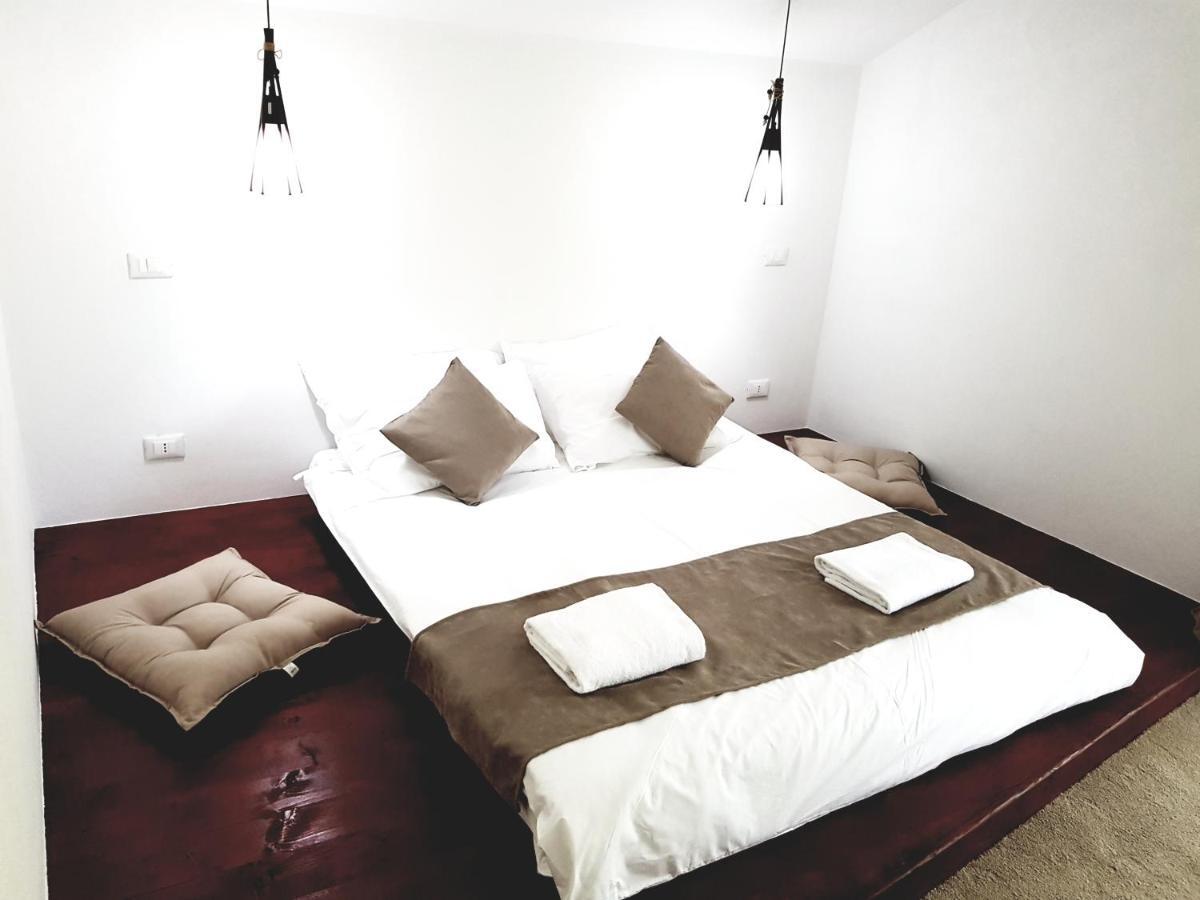 Heaven Guesthouse Corbeni Esterno foto