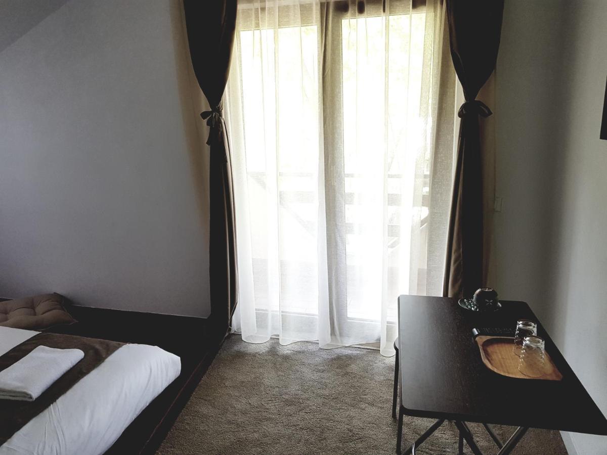 Heaven Guesthouse Corbeni Esterno foto