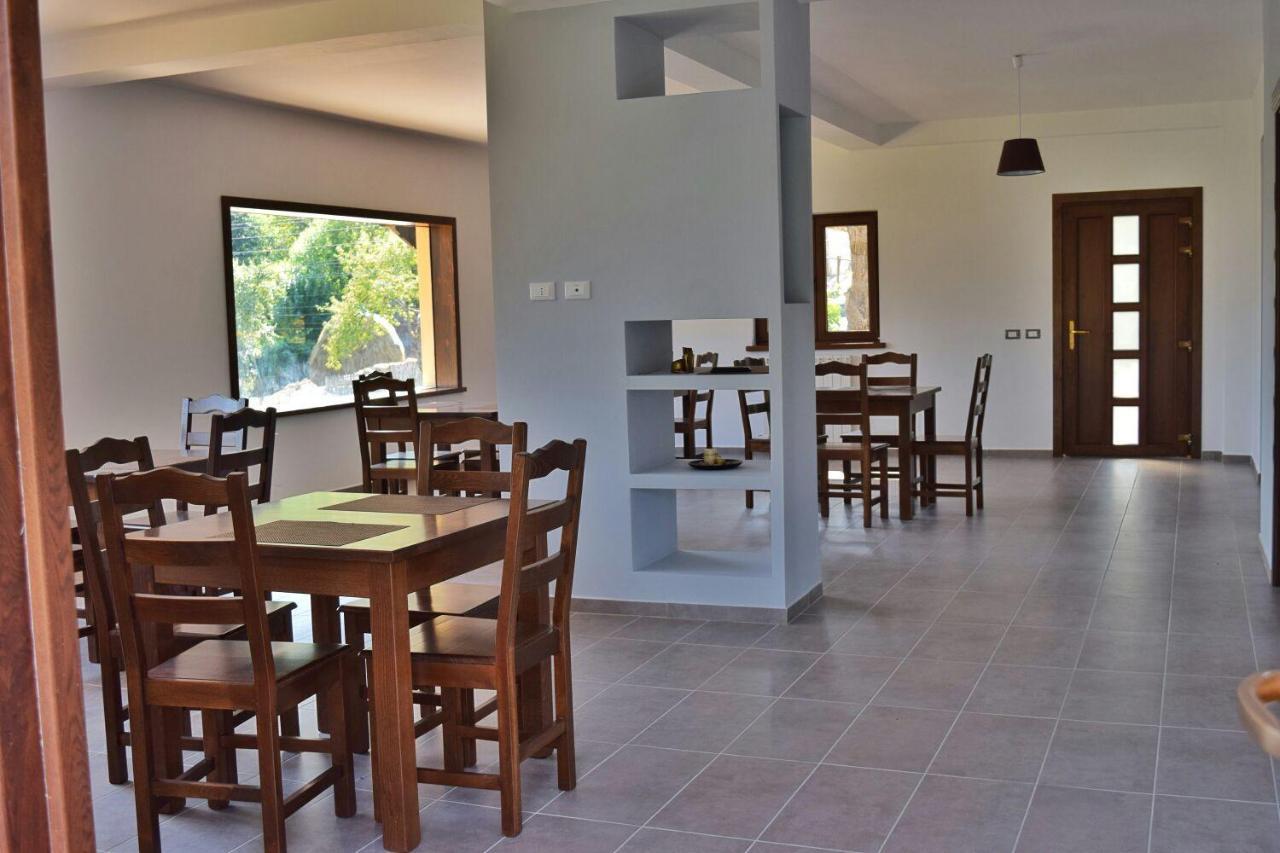 Heaven Guesthouse Corbeni Esterno foto